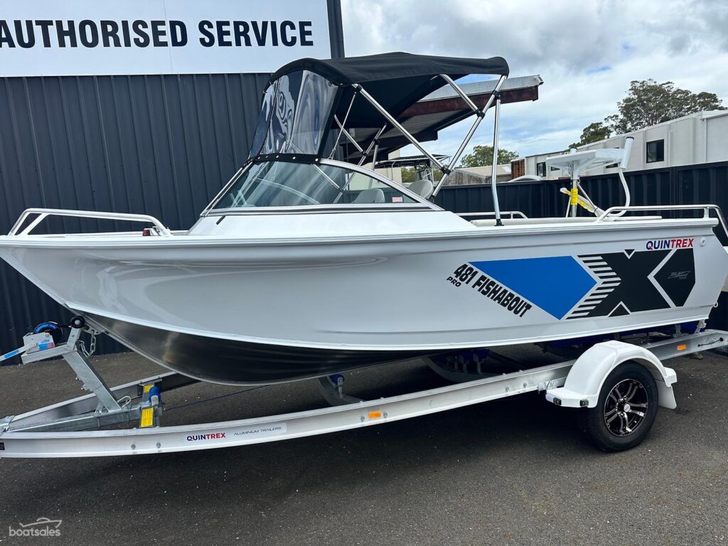 Quintrex 481 Fishabout Pro